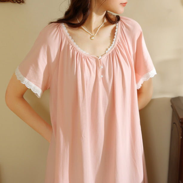 Short-sleeved long loose pajamas