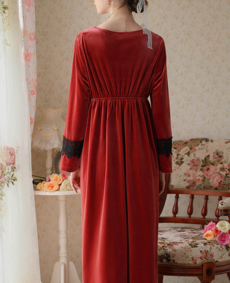 Long thick nightgown