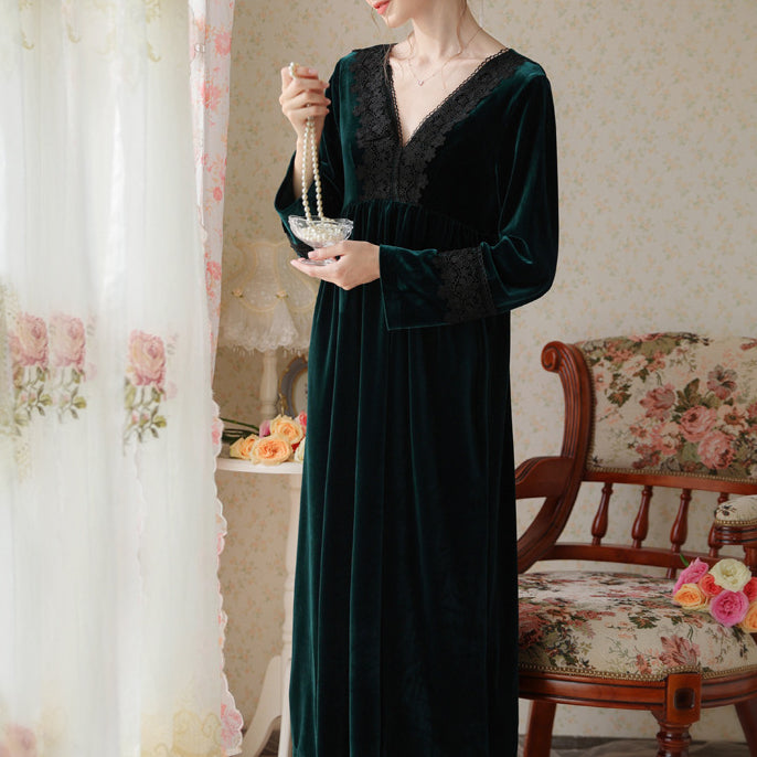 Long thick nightgown