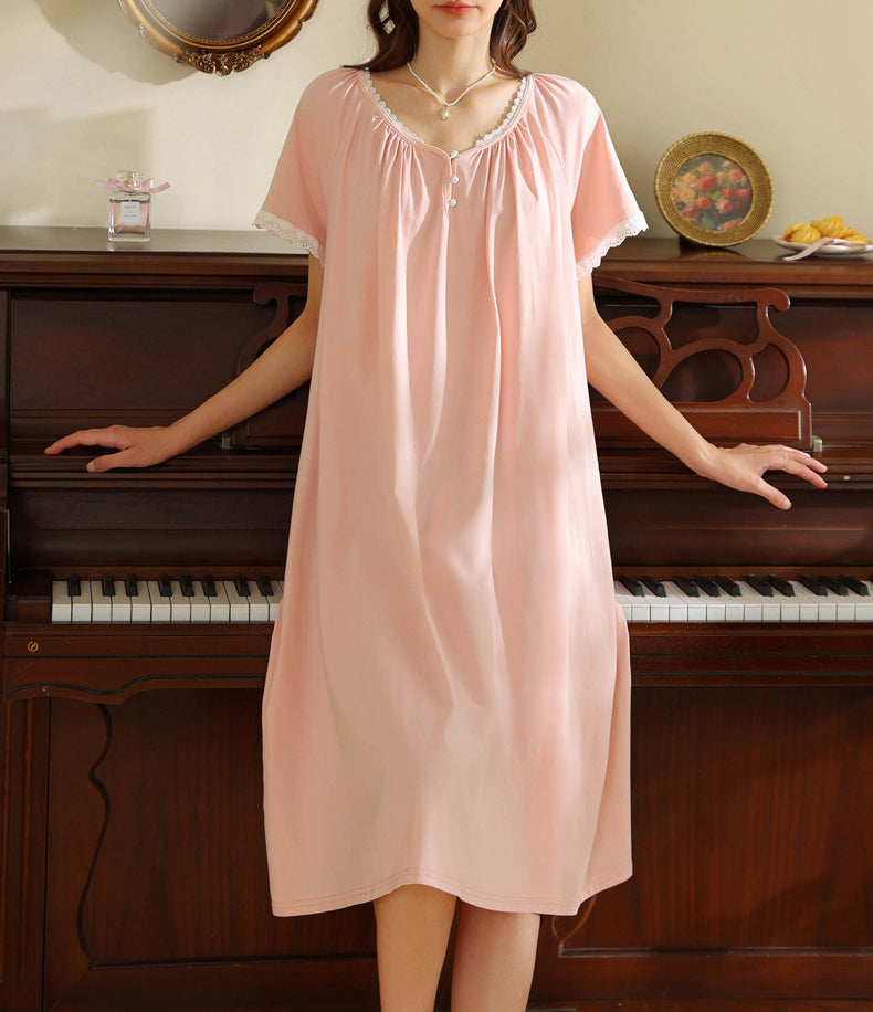 Short-sleeved long loose pajamas