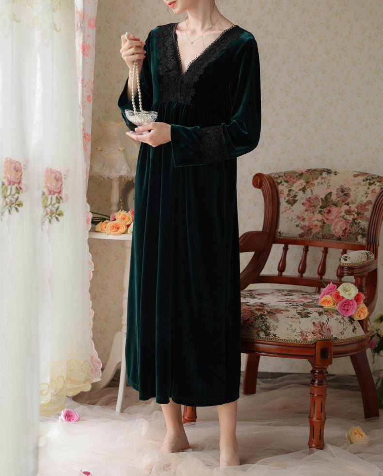Long thick nightgown